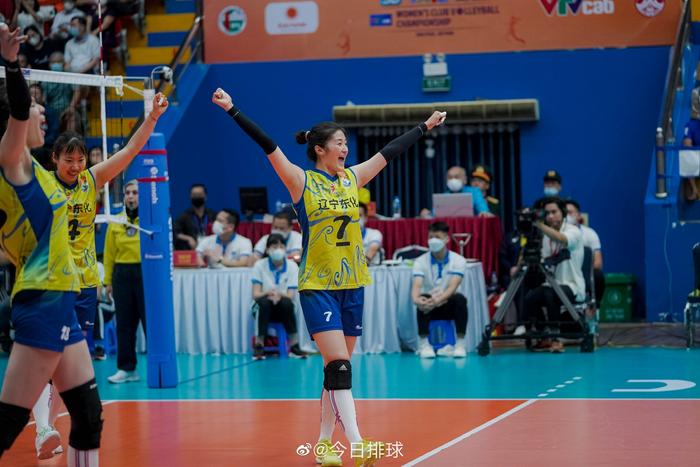 IM电竞真人娱乐-季军战巅峰对决！李娜能否带领球队遭遇淘汰？的简单介绍